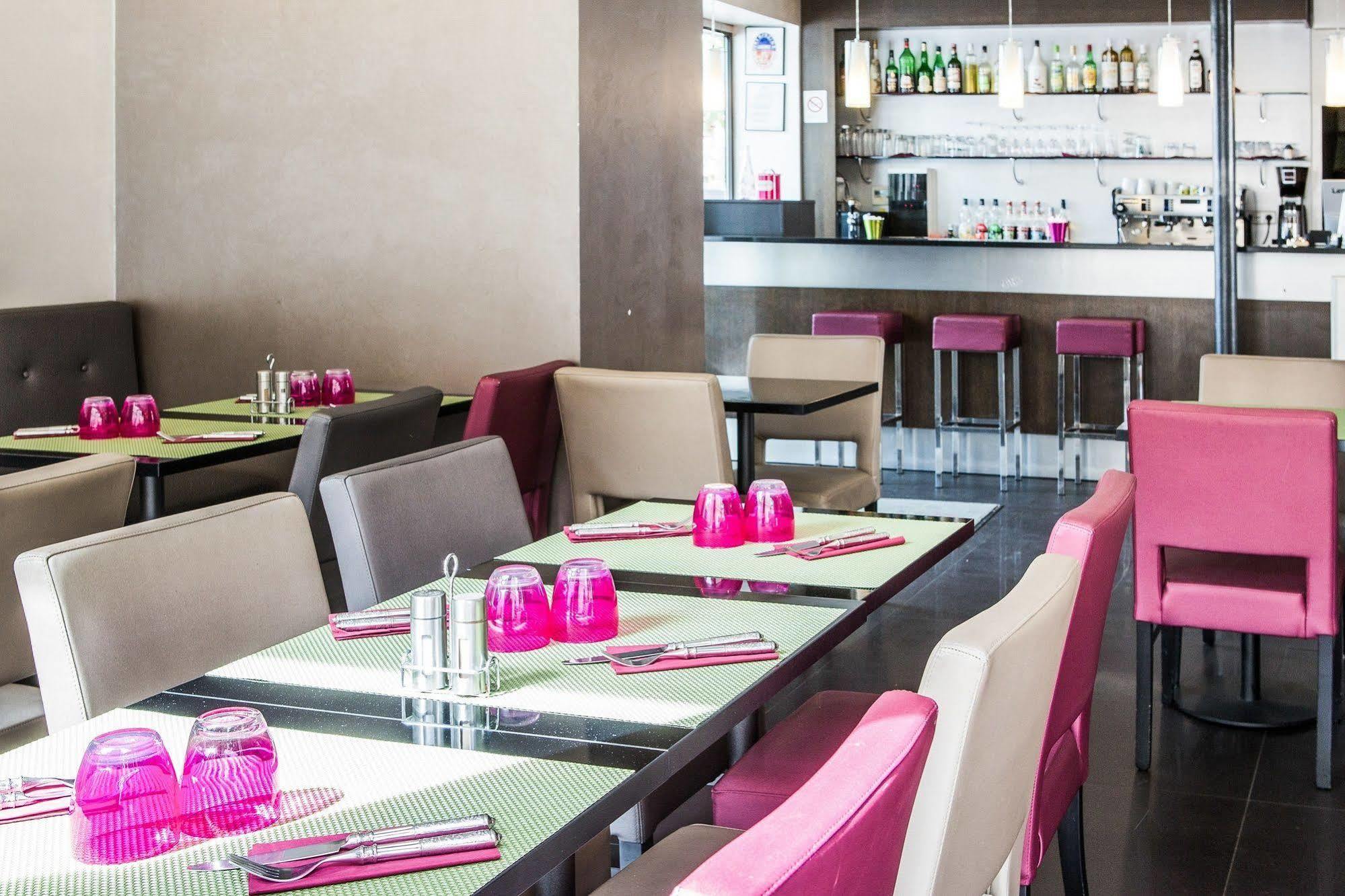 Le Figuier Hotel Ivry-sur-Seine Buitenkant foto